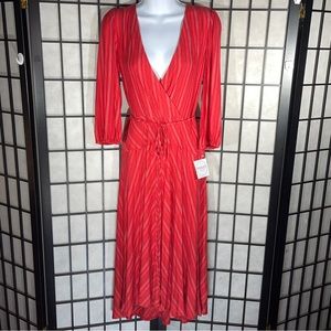 Violet, ladies, dress size medium (NWT)